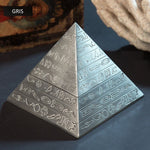  Cendrier pyramide design gris